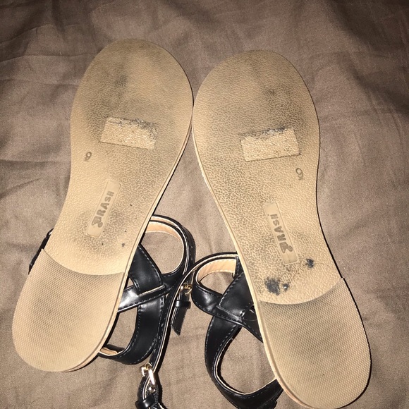 Sandals - Picture 5 of 5